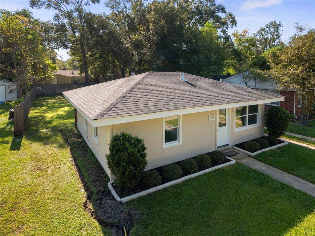 3254 Carey Street - Photo 1