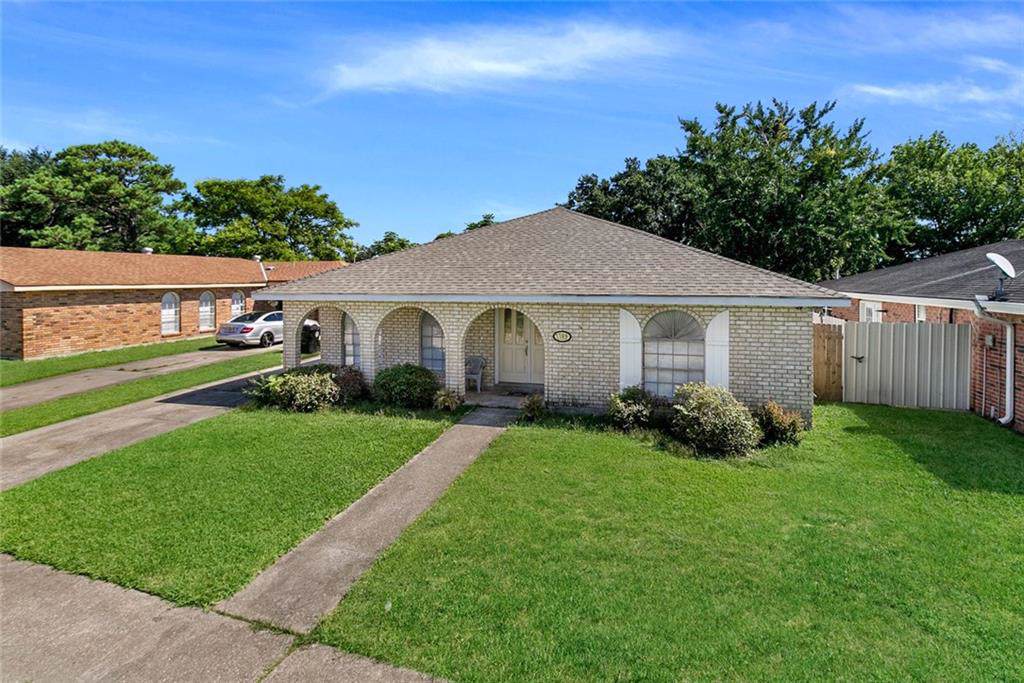7709 Woodbine Drive - Photo 1