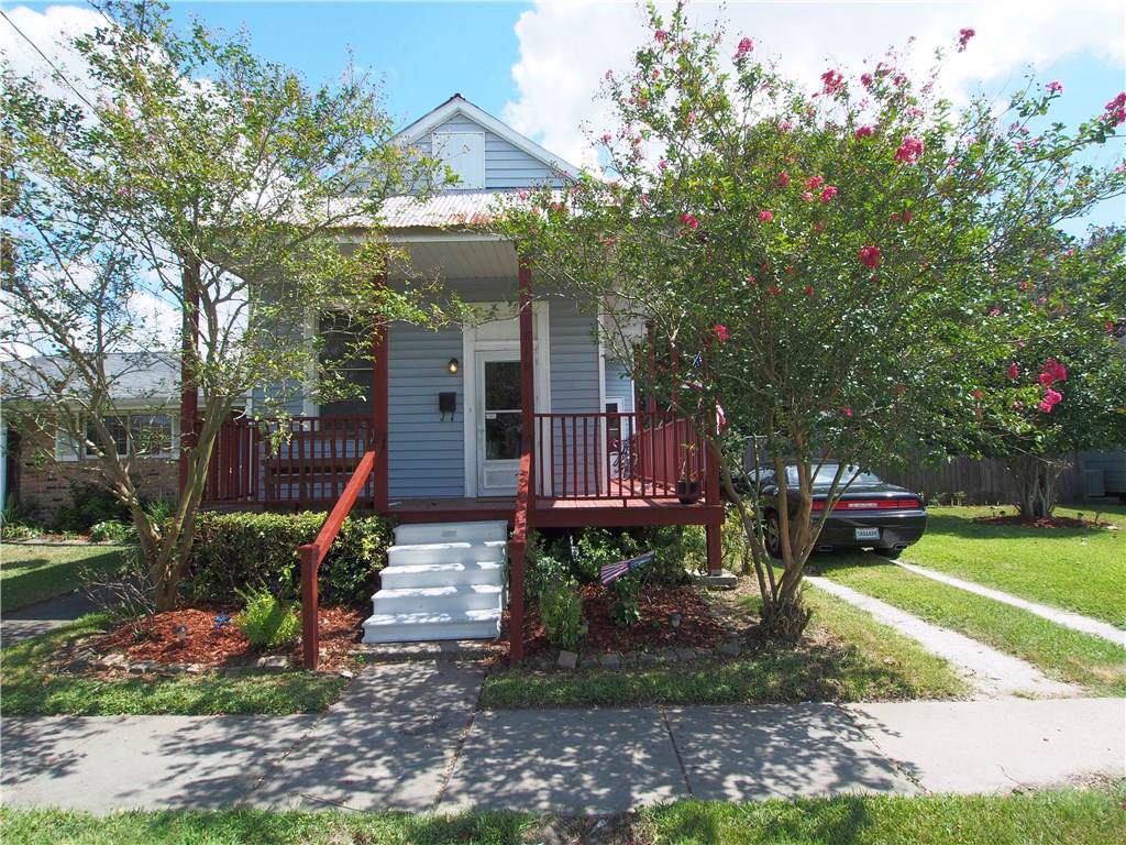 819 Avenue A Street - Photo 1
