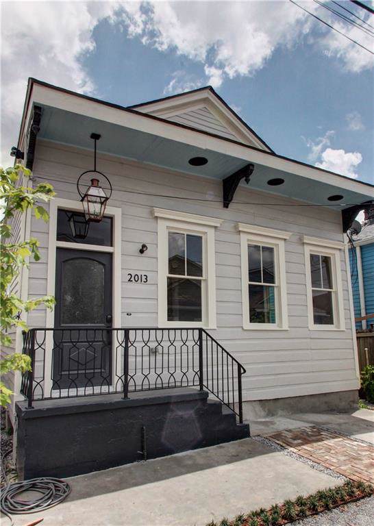 2013 Foucher Street - Photo 1