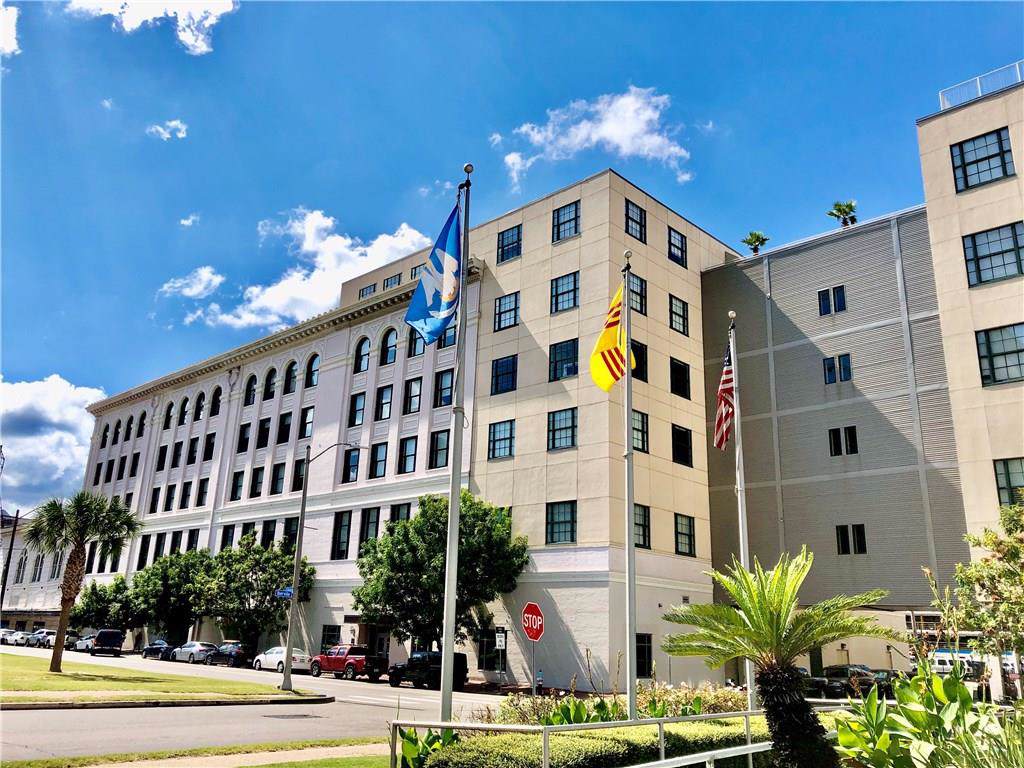 1201 Canal Street - Photo 1
