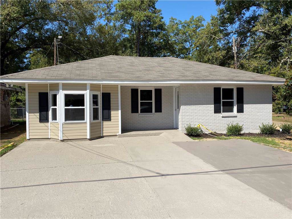700 Washington Street - Photo 1