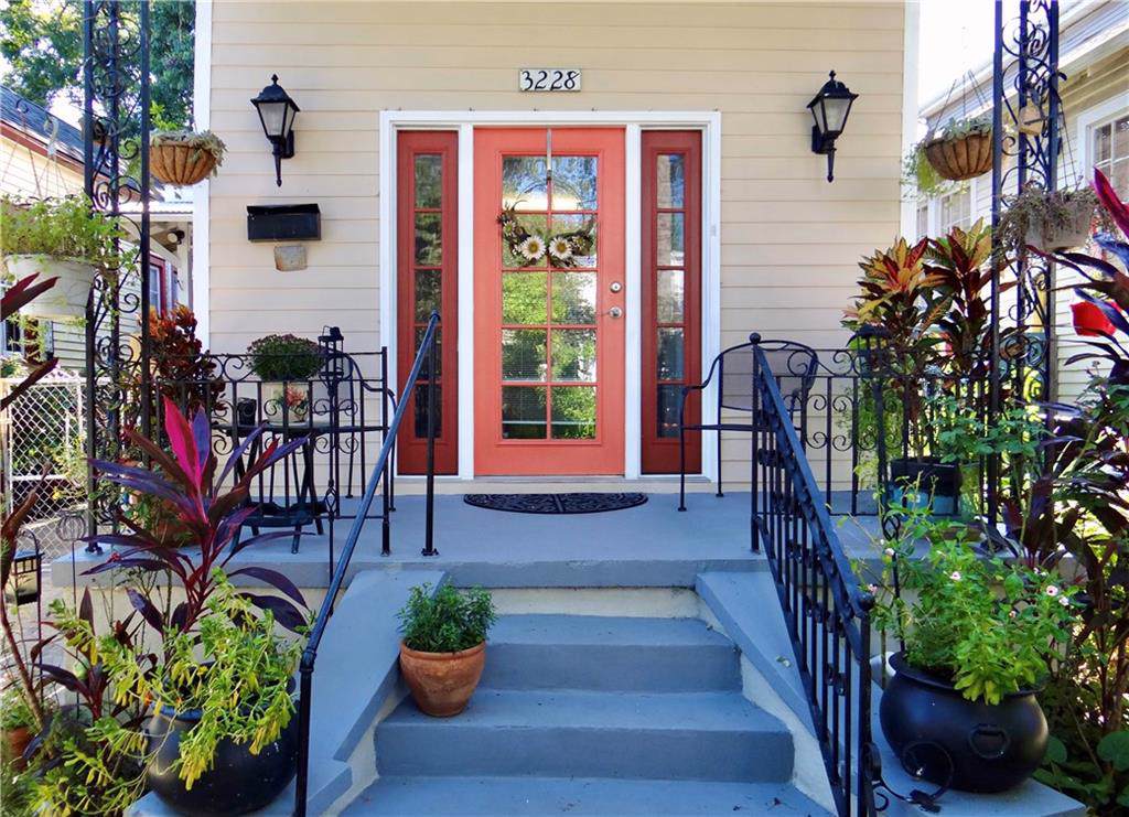 3228 Banks Street - Photo 1