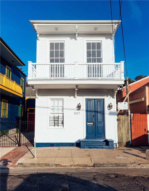 1007 St Roch Avenue - Photo 1