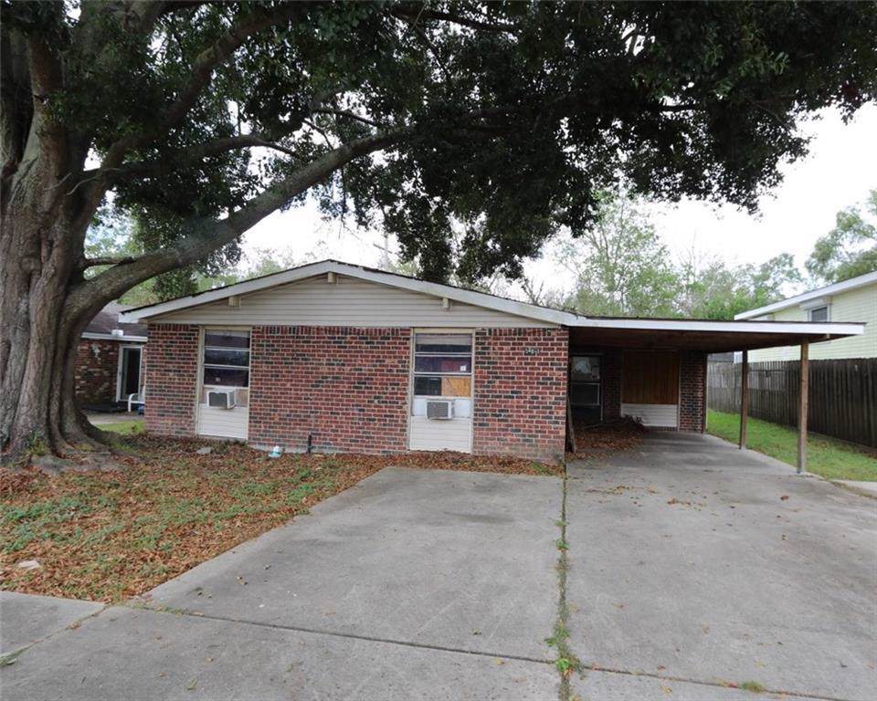 581 Pat Drive - Photo 1