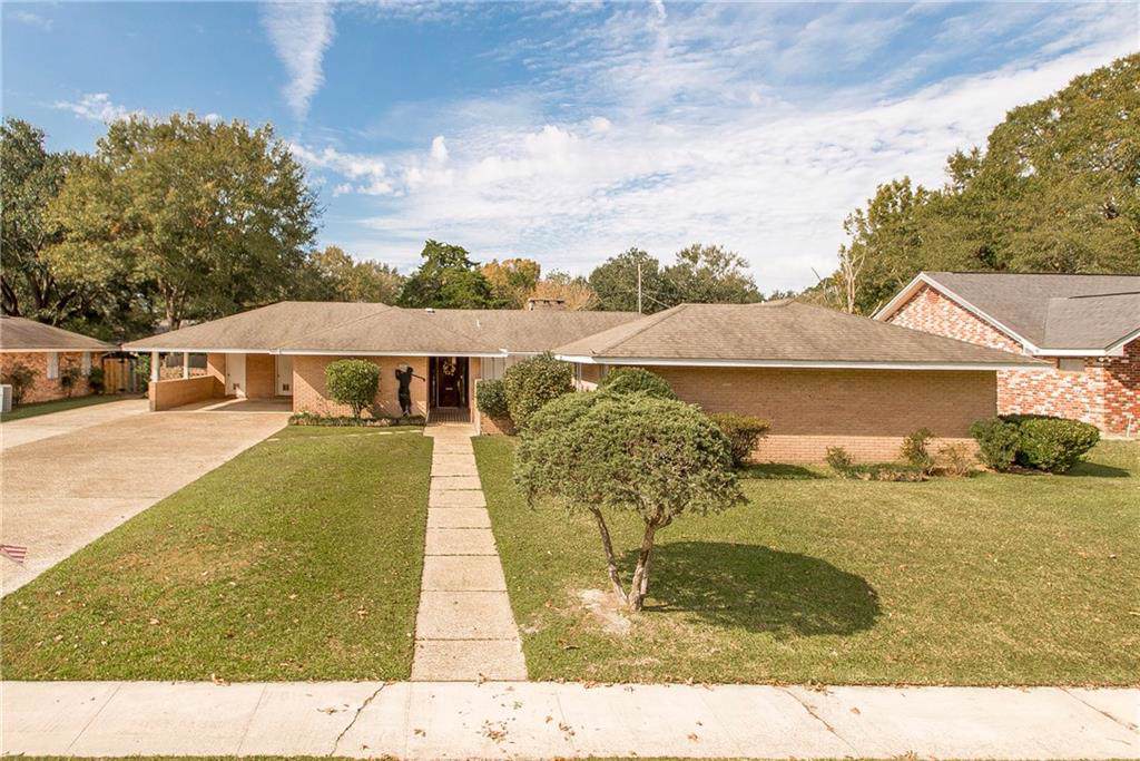 207 College Drive - Photo 1 207 College Drive - Photo 1