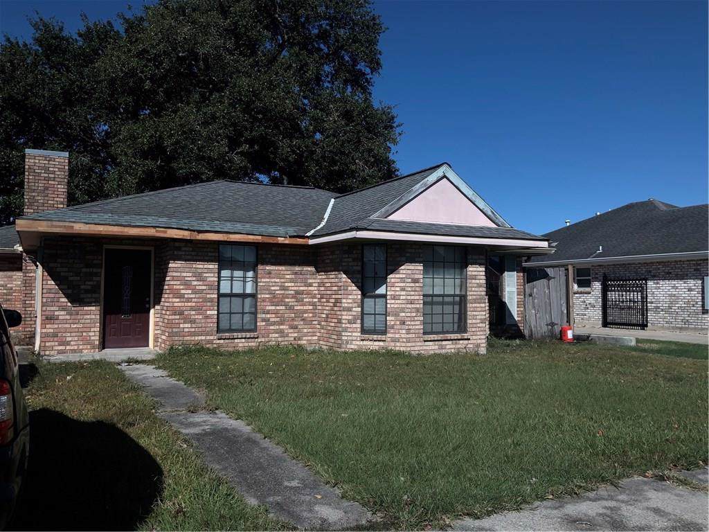 3004 Oak Drive - Photo 1