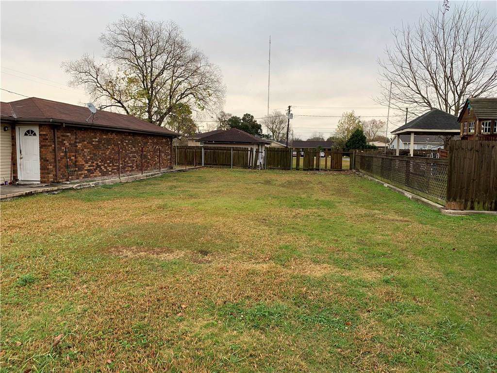3321 Pakenham Drive - Photo 1