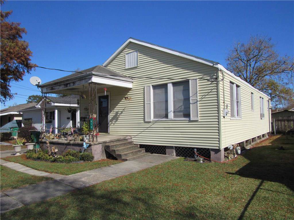615 Helios Avenue - Photo 1