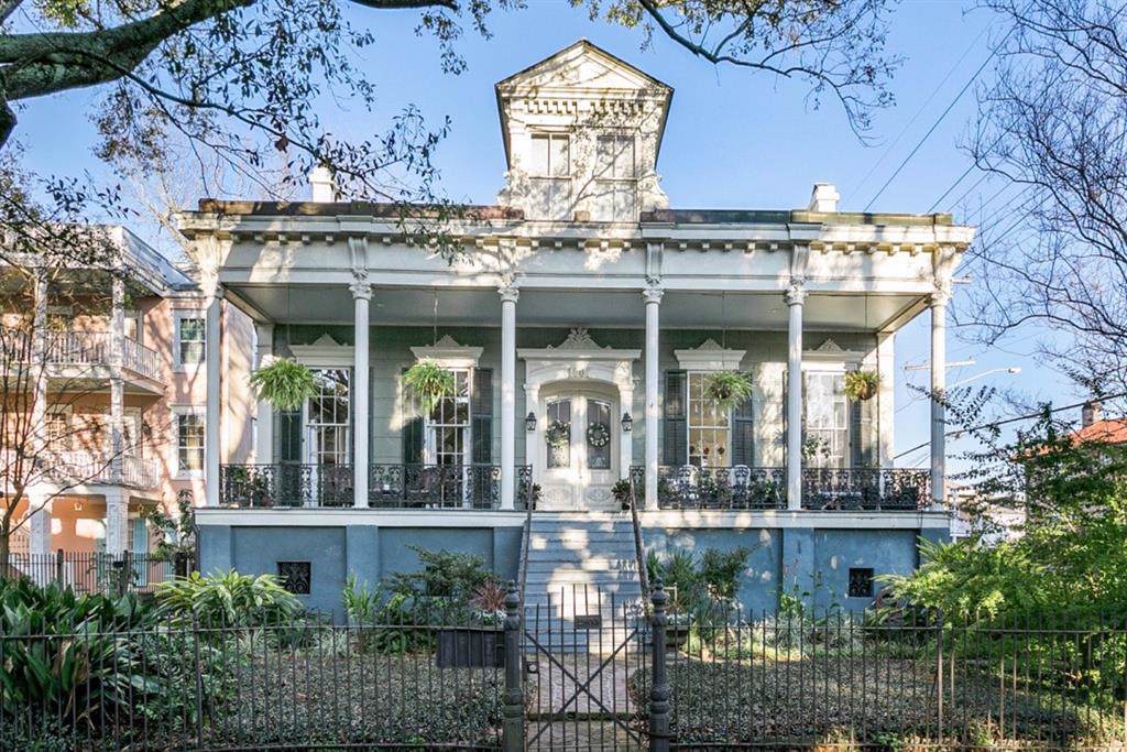 1805 Coliseum Street - Photo 1
