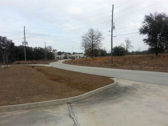 Merchant Circle - Photo 1