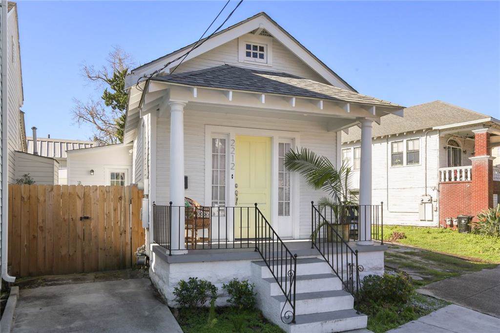 2212 Barracks Street - Photo 1
