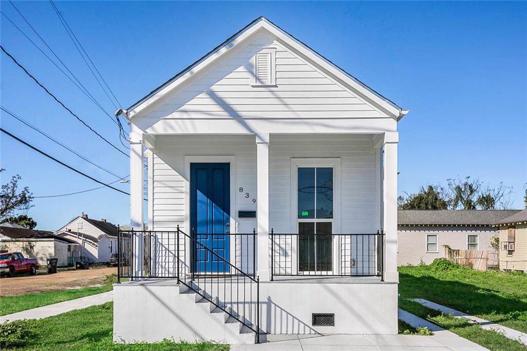 839 Belleville Street - Photo 1