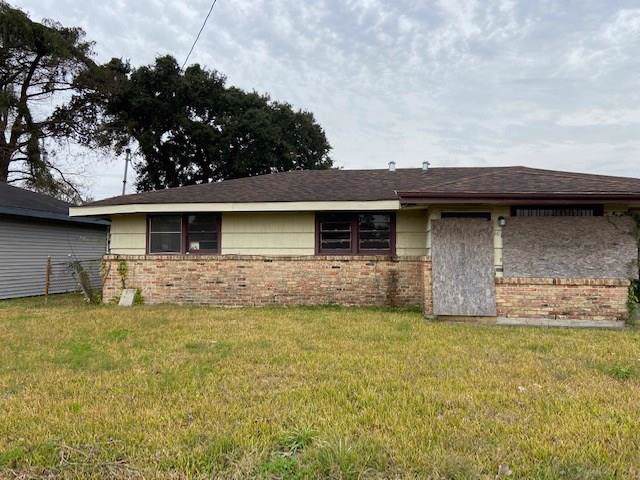 1684 Lauradale Drive - Photo 1