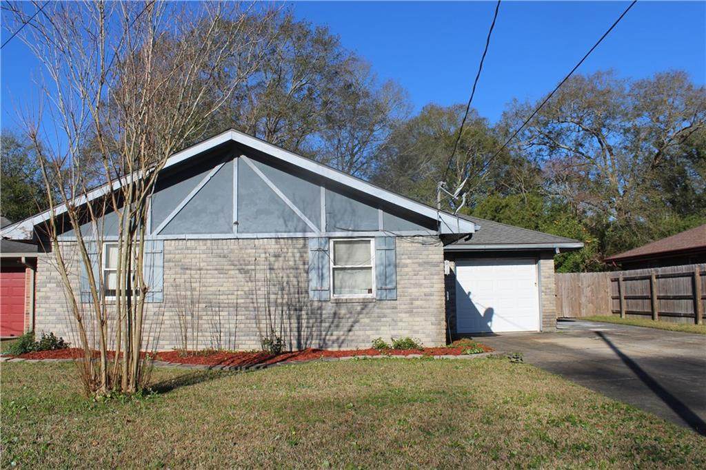 3037 College Drive - Photo 1 3037 College Drive - Photo 1