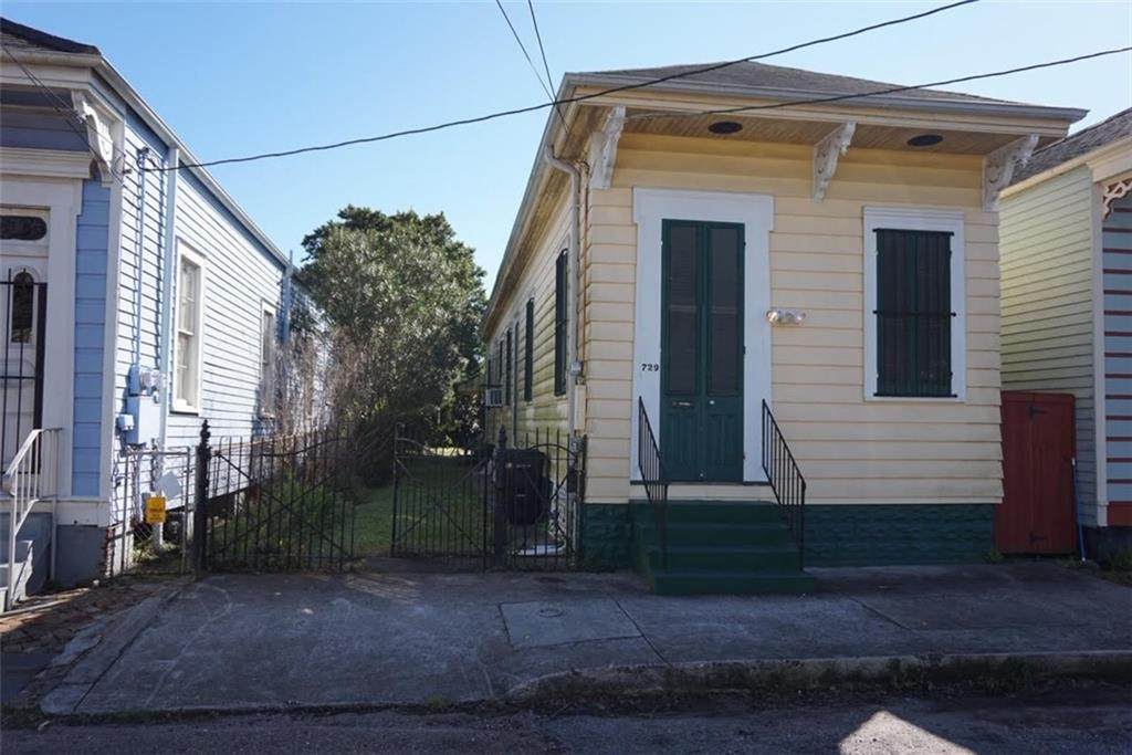 729 Gallier Street - Photo 1