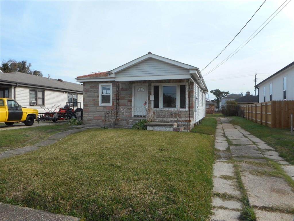5143 Cameron Boulevard - Photo 1