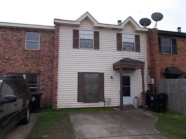 5913 Boeing Street - Photo 1