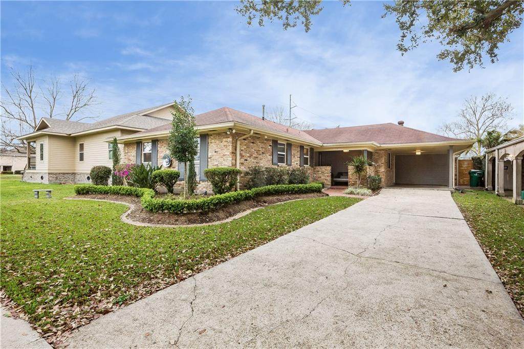 4425 Courtland Drive - Photo 1