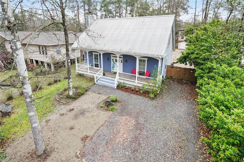 524 6TH Avenue - Photo 1
