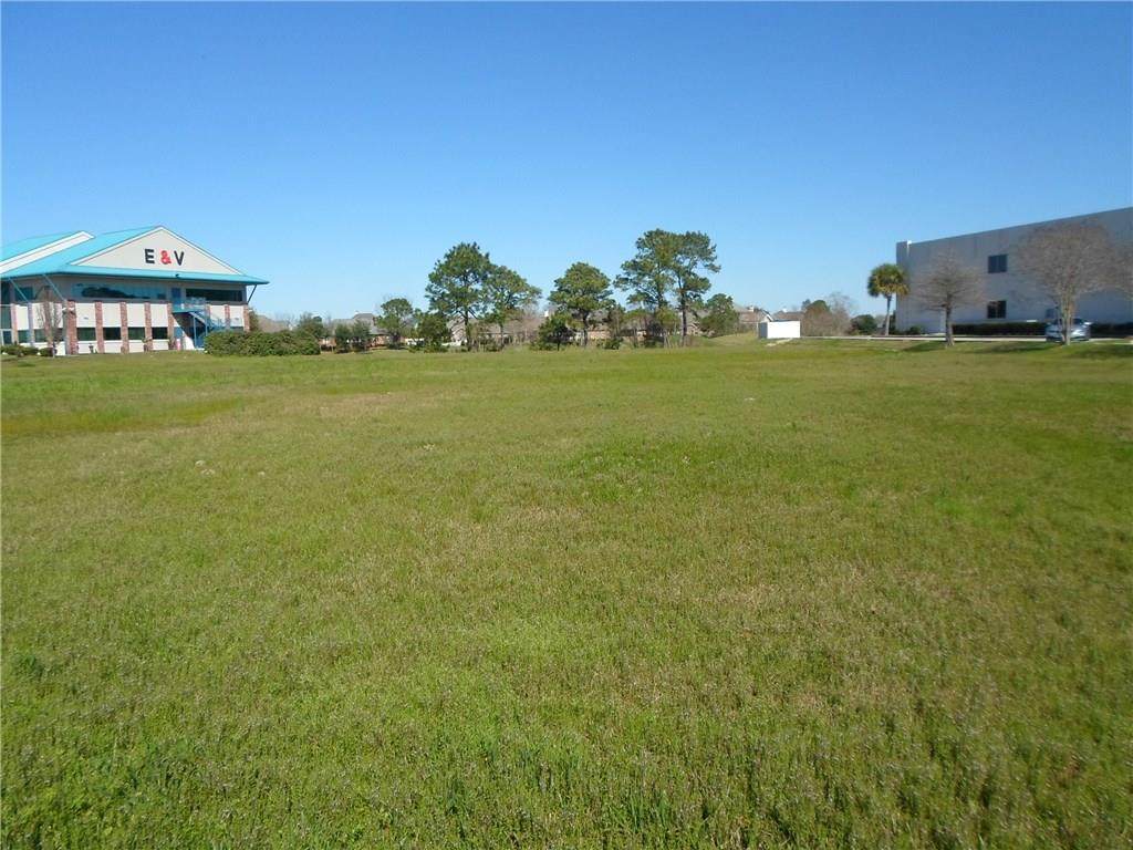 Oak Harbor Boulevard - Photo 1