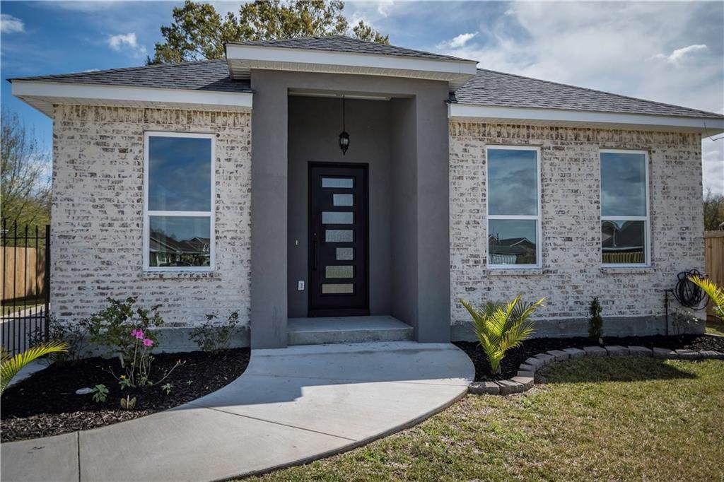 3105 Saint Marie Drive - Photo 1