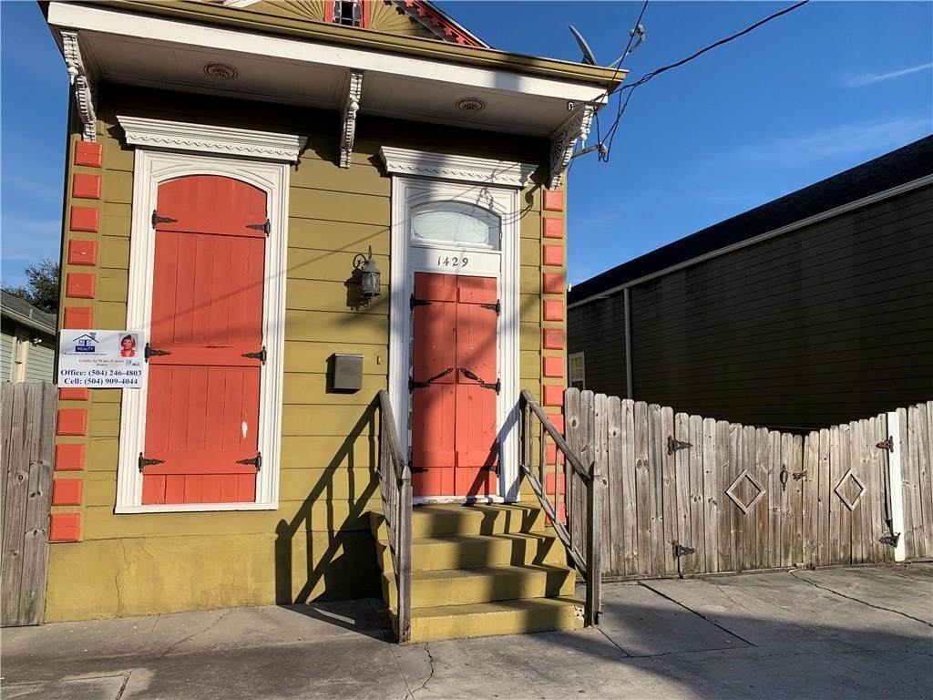 1429 Spain Street - Photo 1