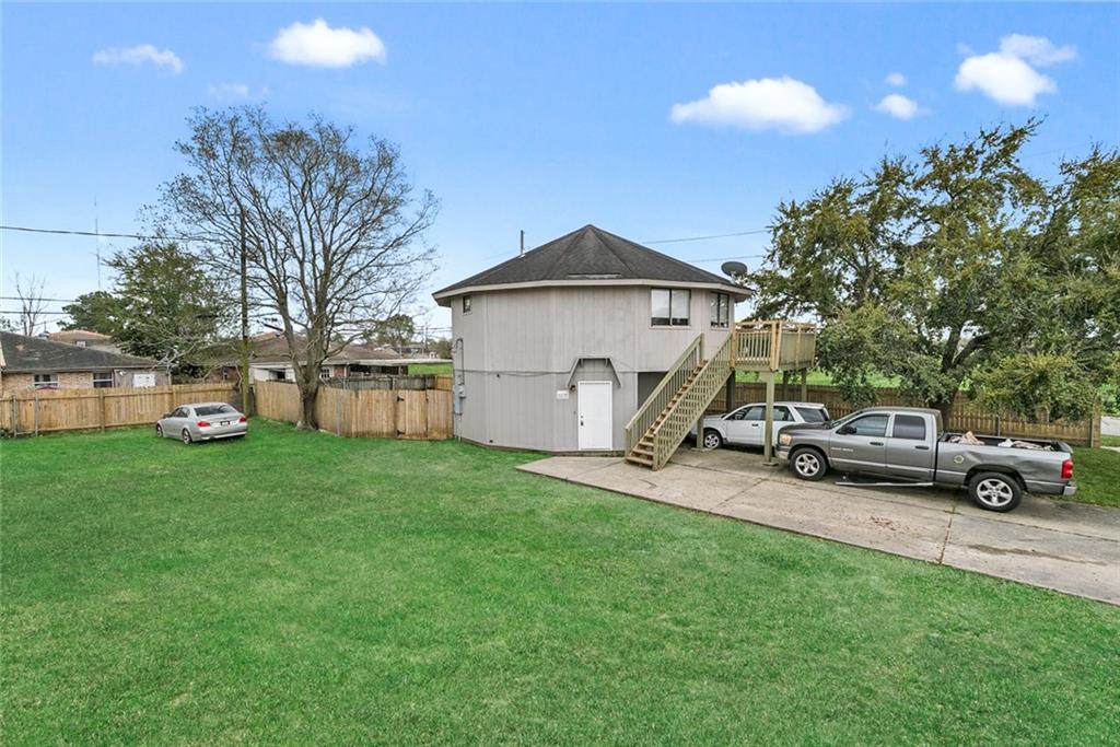 9011 Patricia Street - Photo 1