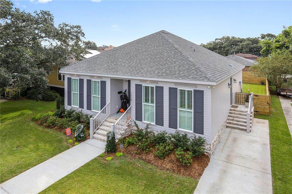1310 Riviera Avenue - Photo 1