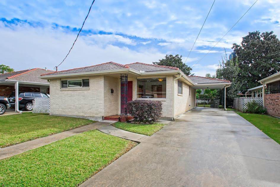 701 Focis Street - Photo 1