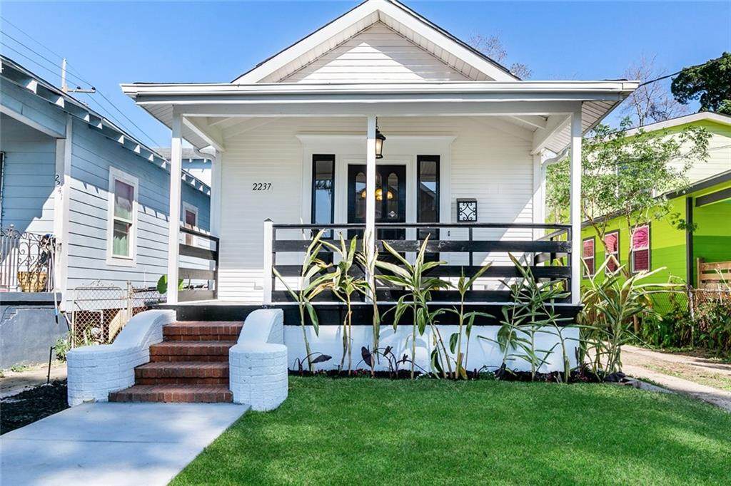 2237 Arts Street - Photo 1