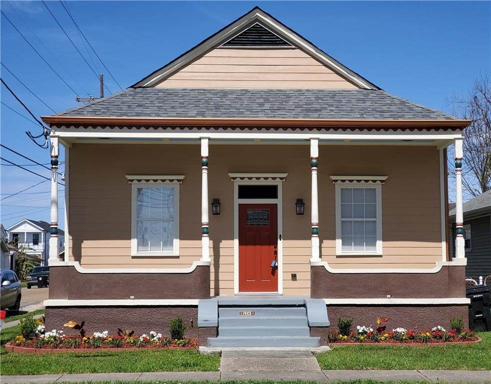 1901 Hope Street - Photo 1