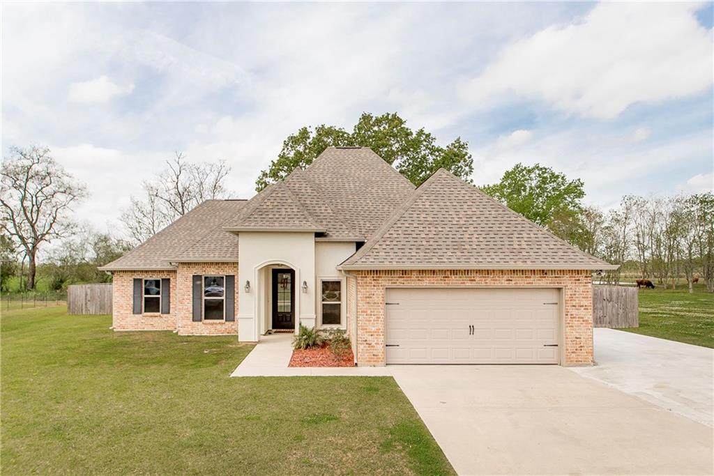 52323 Autumnleaf Drive - Photo 1
