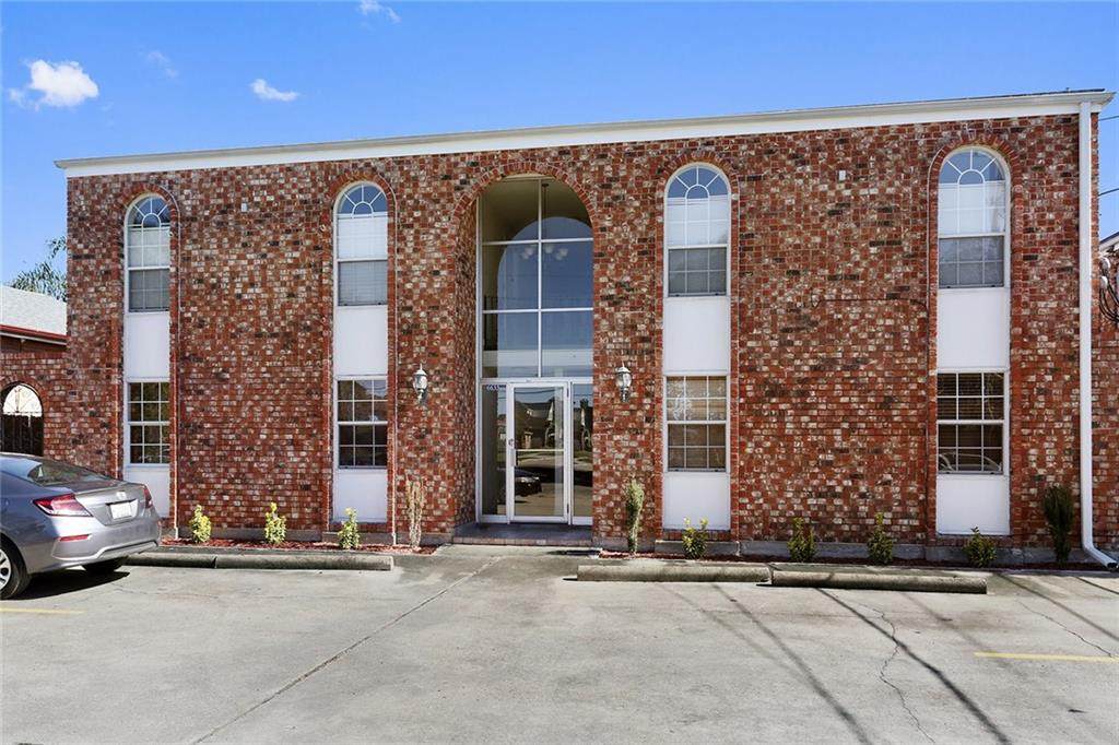 6633 Fleur De Lis Drive - Photo 1 6633 Fleur De Lis Drive - Photo 1