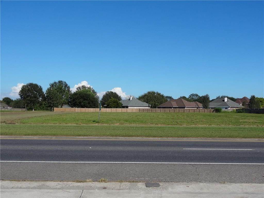 Belle Terre Boulevard - Photo 1