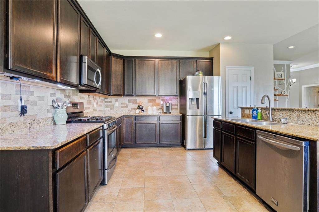 16272 Keystone Boulevard - Photo 1 16272 Keystone Boulevard - Photo 1