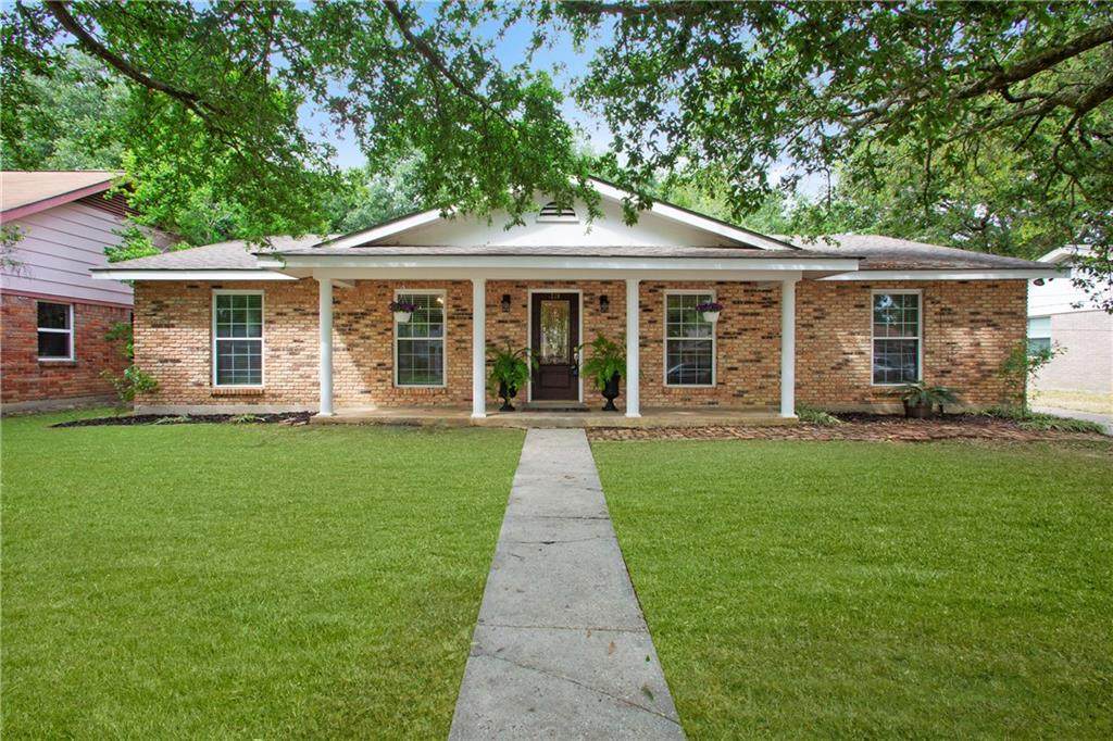 226 Woodcrest Drive - Photo 1 226 Woodcrest Drive - Photo 1