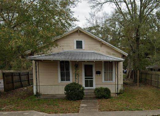 502 Morris Avenue - Photo 1