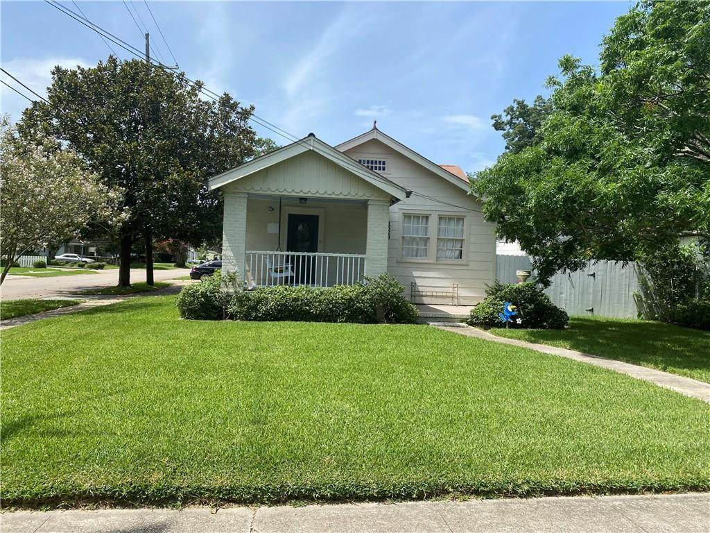 1823 Homer Street - Photo 1
