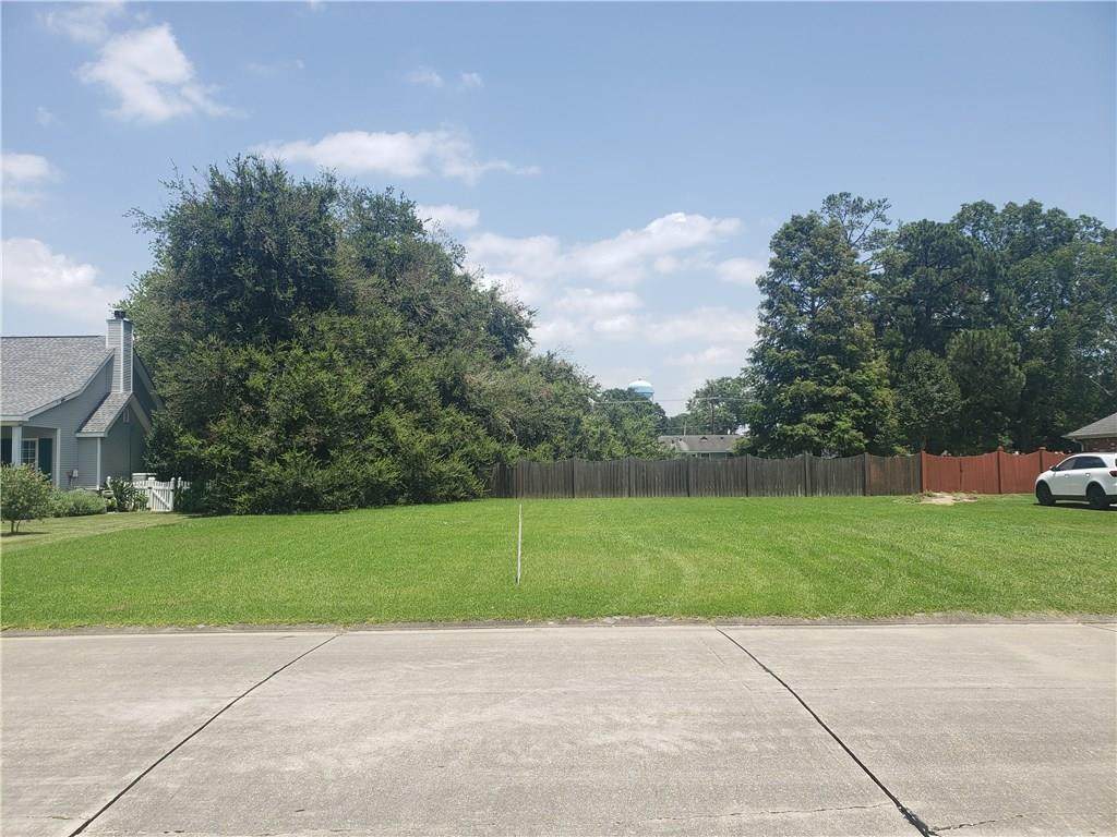 504 Magnolia Street - Photo 1
