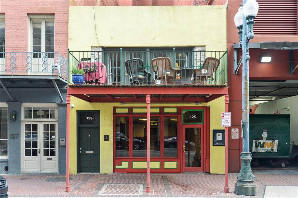 123 Camp Street - Photo 1