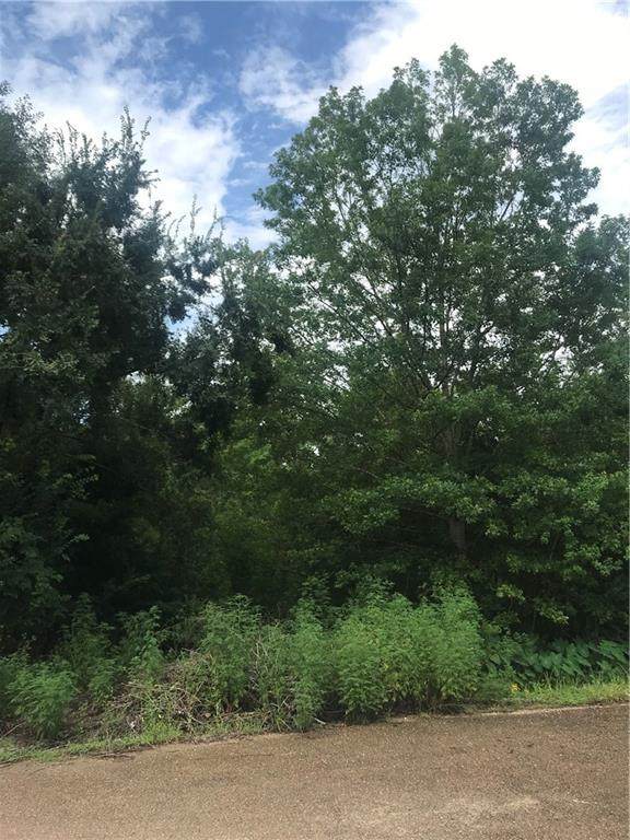 729 Woodridge Boulevard - Photo 1