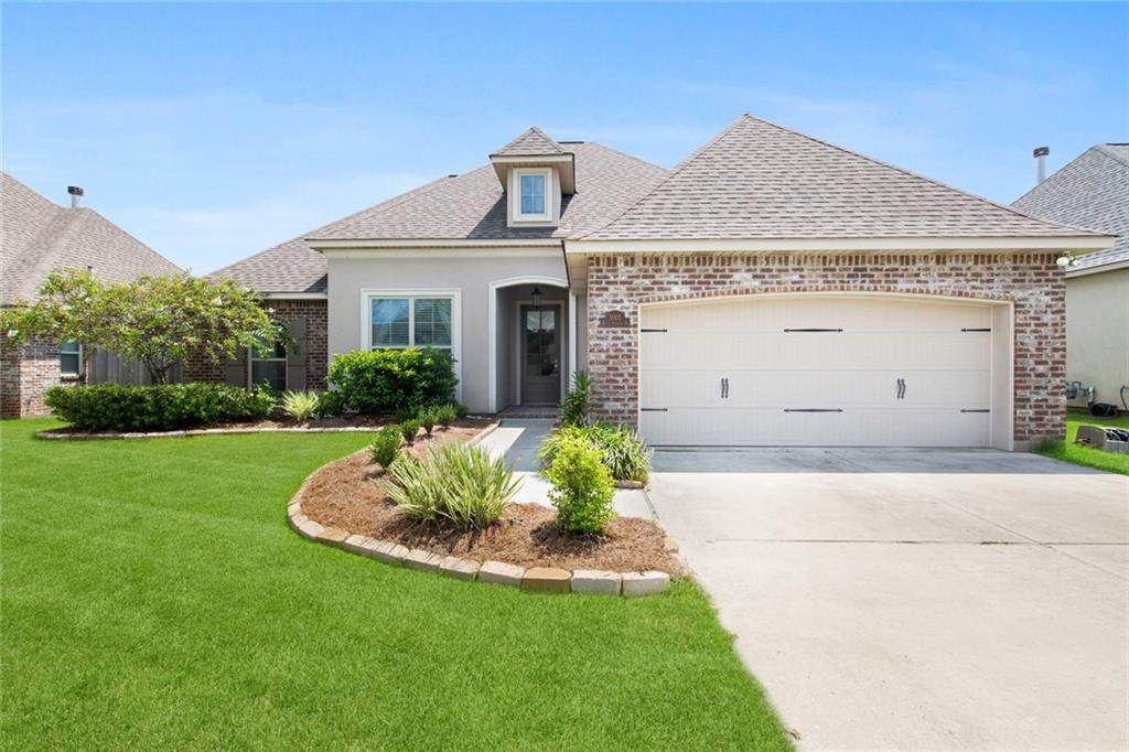 5005 House Sparrow Drive - Photo 1