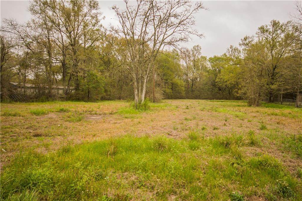 650 1ST Street - Photo 1