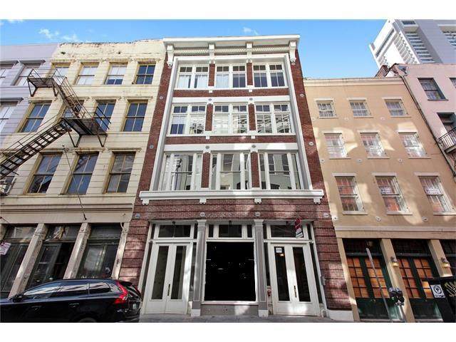 216 Chartres Street - Photo 1
