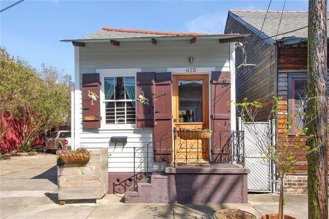 615 Mandeville Street - Photo 1