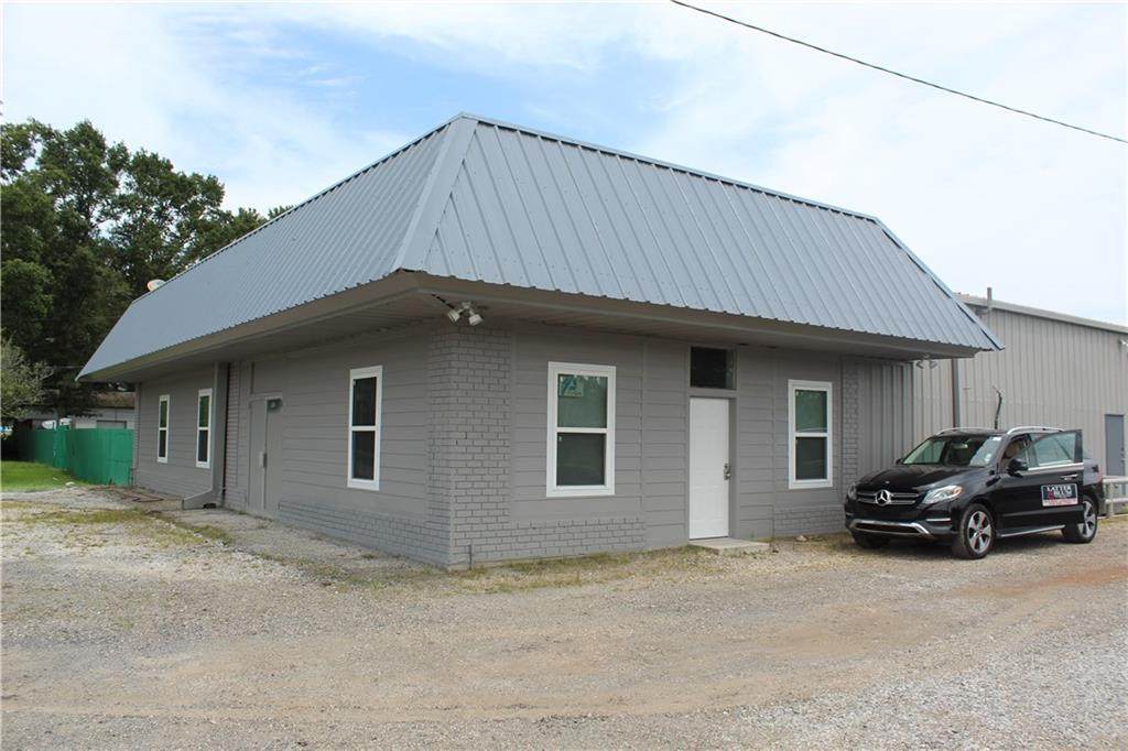 720 Goodhope Street - Photo 1