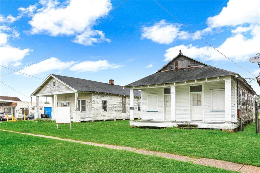 301 4TH Street - Photo 1