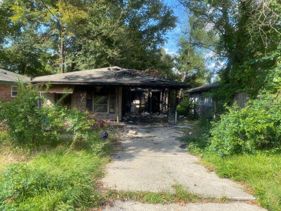 2287 69TH Avenue - Photo 1