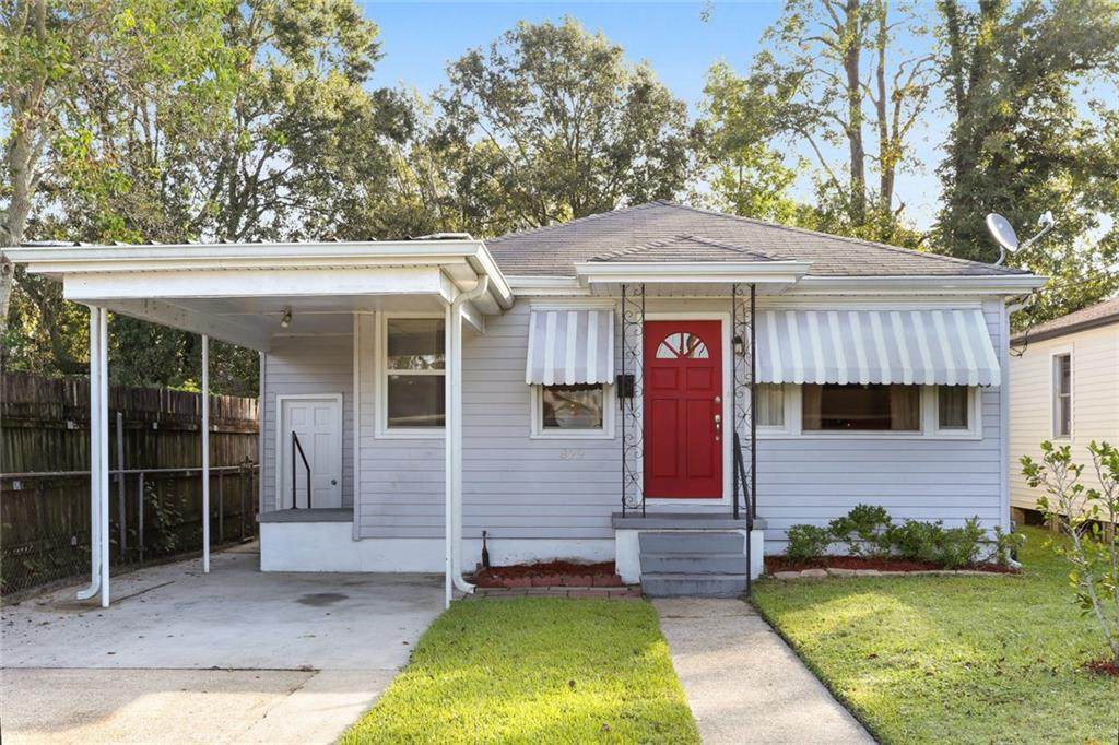 829 Canton Street - Photo 1